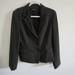 Tahari Women's Brown Pinstripe Blazer & Pants (Suit)